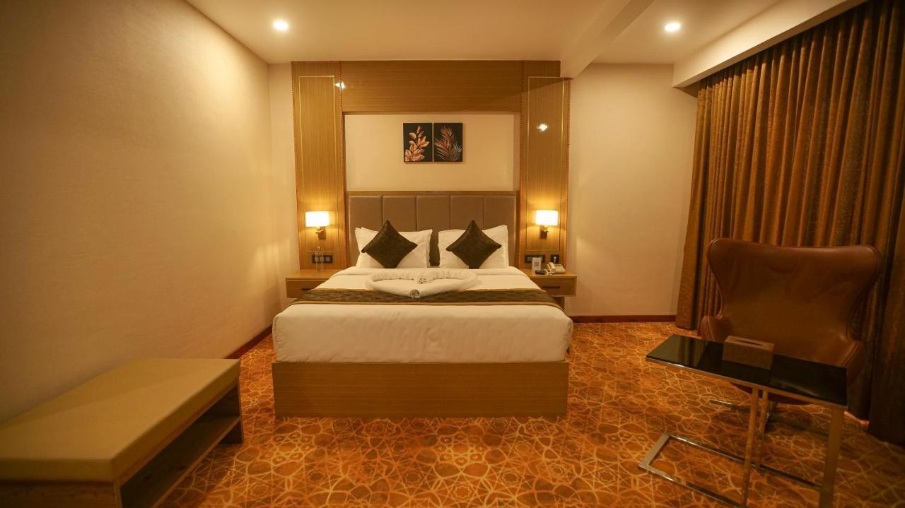 Leroy Grand - Yeshwanthpur Hotel Bangalore Eksteriør billede
